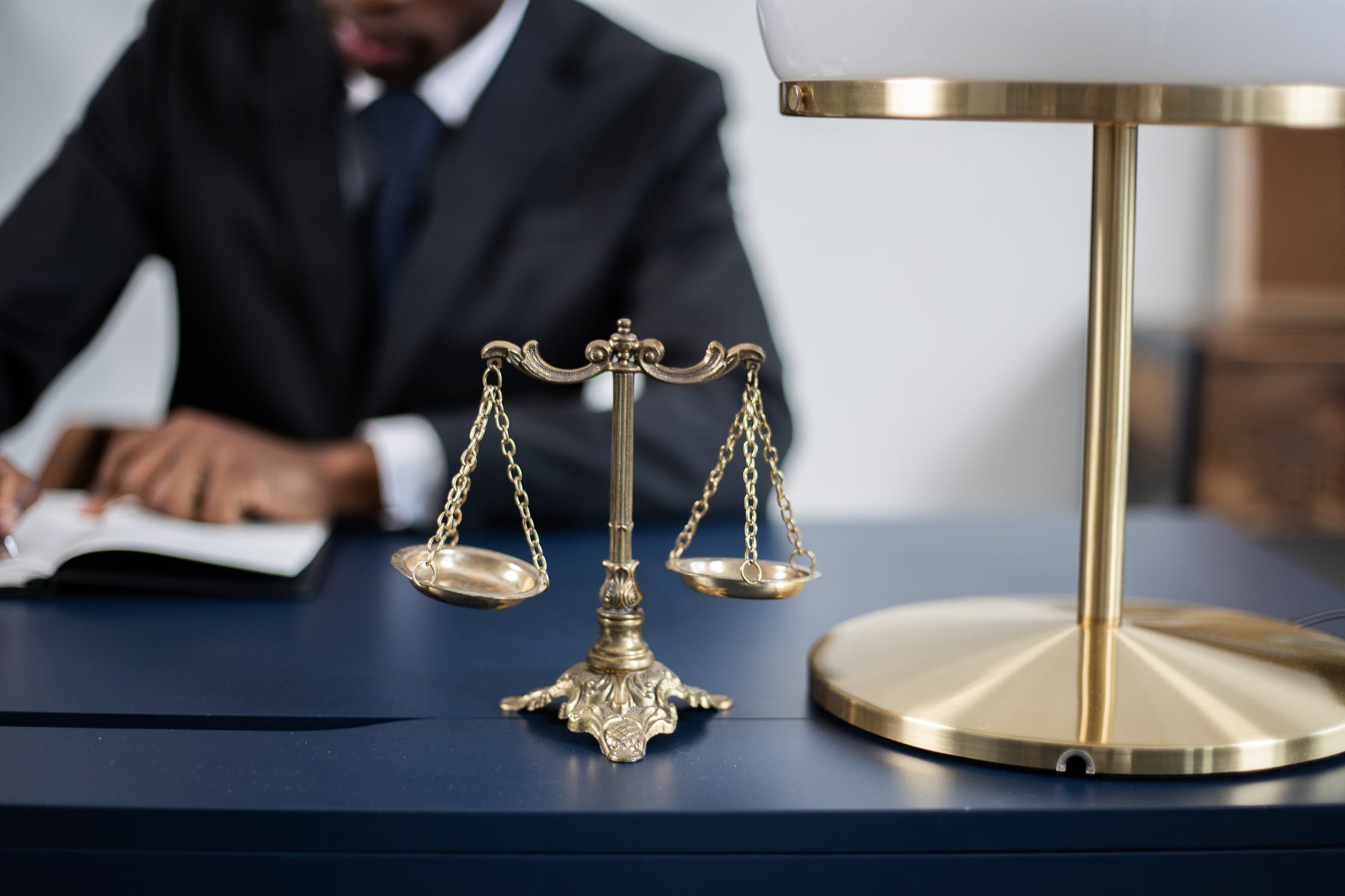 Bijstand van een advocaat bij een OM-zitting